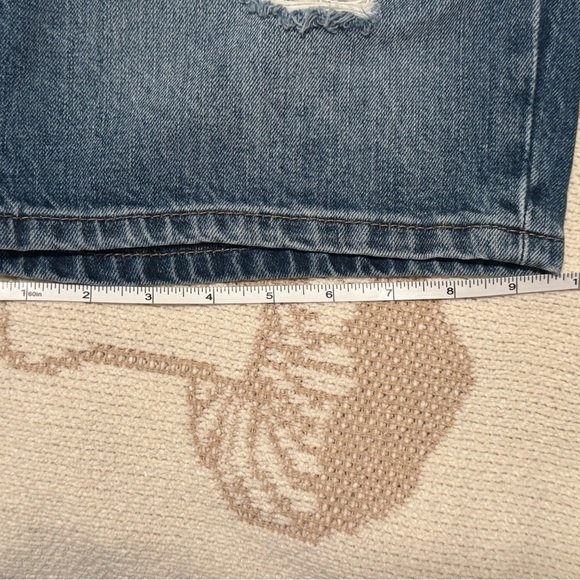 Levi's Distressed Denim Men Shorts - Picture 2 of 9